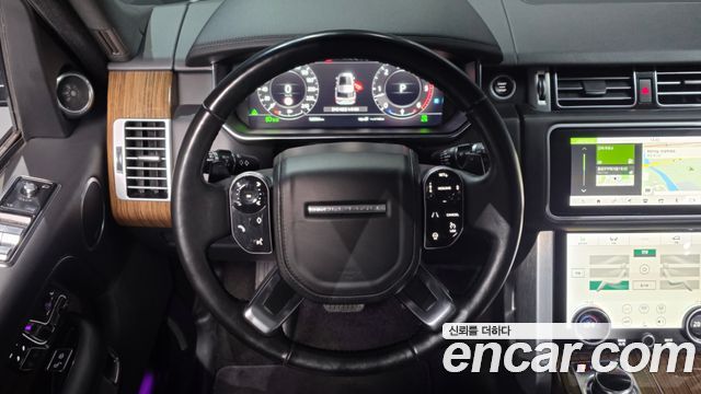 Land Rover Range Rover (IV) 4.4 SDV8 Vogue SE DIESEL 2018 — фото 13