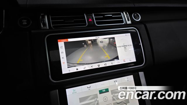 Land Rover Range Rover (IV) 4.4 SDV8 Vogue SE DIESEL 2018 — фото 15