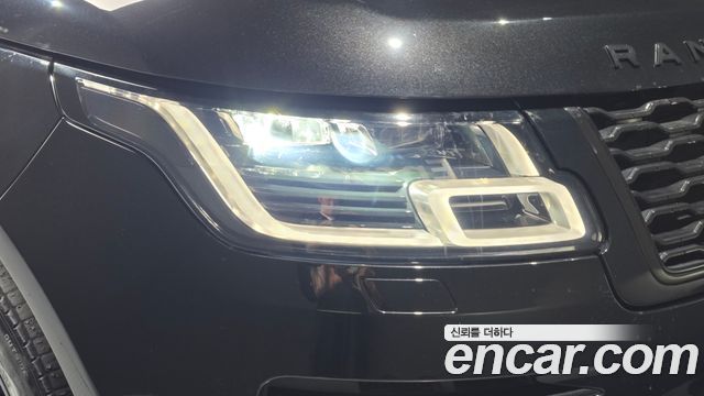 Land Rover Range Rover (IV) 4.4 SDV8 Vogue SE DIESEL 2018 — фото 22