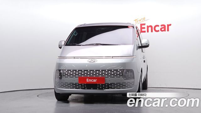 Hyundai Staria 4WD Tourer 9-Seater Modern 2023 — фото 3