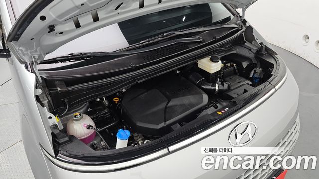 Hyundai Staria 4WD Tourer 9-Seater Modern 2023 — фото 6