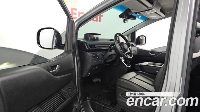 Hyundai Staria 4WD Tourer 9-Seater Modern 2023 — фото 10