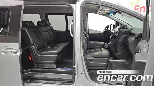 Hyundai Staria 4WD Tourer 9-Seater Modern 2023 — фото 11