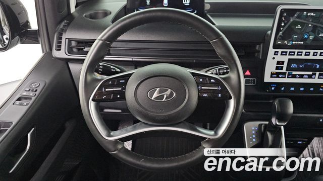 Hyundai Staria 4WD Tourer 9-Seater Modern 2023 — фото 13