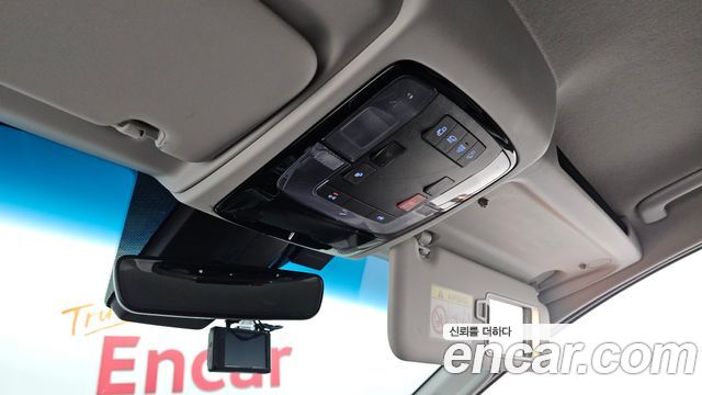 Hyundai Staria 4WD Tourer 9-Seater Modern 2023 — фото 19
