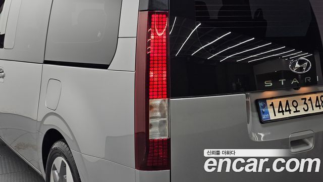 Hyundai Staria 4WD Tourer 9-Seater Modern 2023 — фото 23
