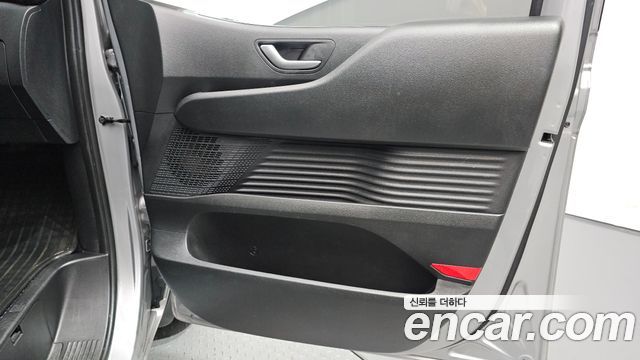 Hyundai Staria 4WD Tourer 9-Seater Modern 2023 — фото 24