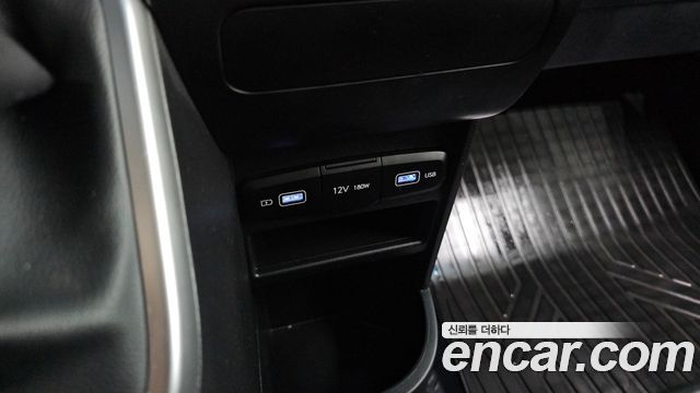 Hyundai Staria 4WD Tourer 9-Seater Modern 2023 — фото 30