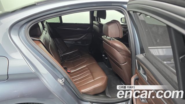 BMW 5 Series (G30) 520d xDrive M Sport Package Plus 2018 — фото 12