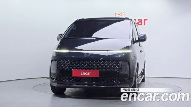 Hyundai Staria HEV 1.6 Lounge 7-Seater Inspiration 2025 — фото 3