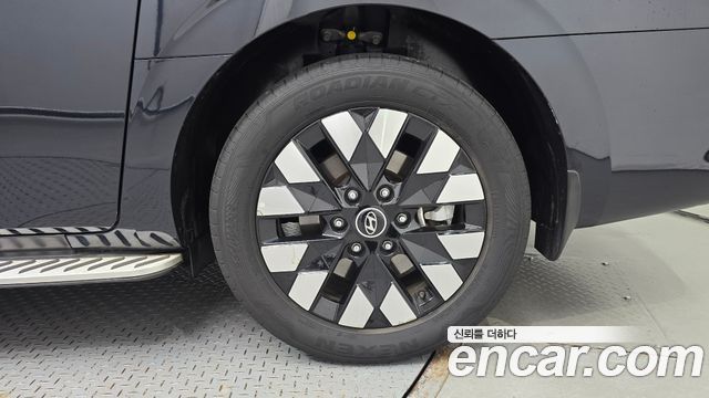 Hyundai Staria HEV 1.6 Lounge 7-Seater Inspiration 2025 — фото 21
