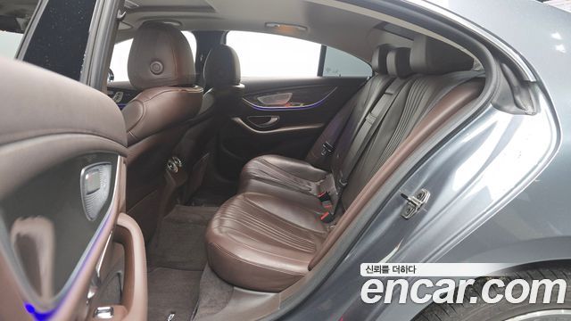 Mercedes-Benz CLS-Class (C257) CLS300d AMG Line 2019 — фото 12