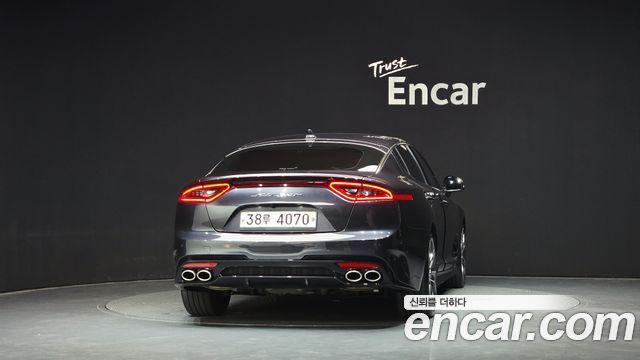 Kia Stinger 2.0 Turbo 2WD Platinum 2019 — фото 4