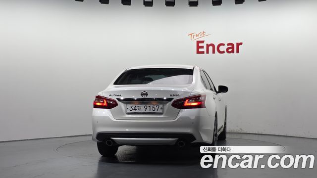 Nissan Altima 2.5 Smart L33 2018 — фото 4