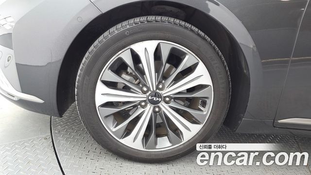 Kia K8 Hybrid Signature Special 2024 — фото 5
