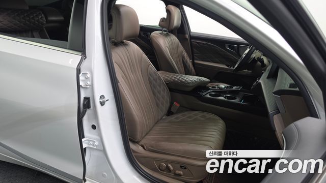 Kia K8 2.5 Gasoline 2WD Signature 2022 — фото 12