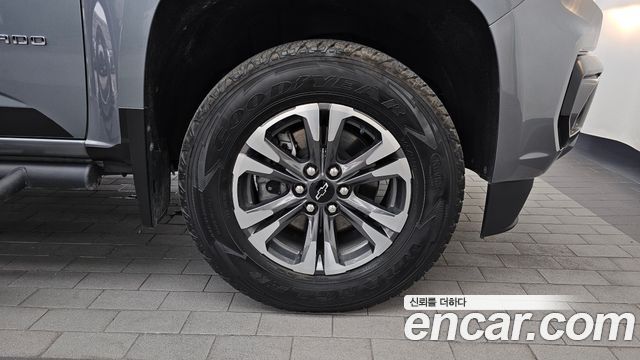 Chevrolet Real New Colorado 3.6 Z71-X 4WD 2022 — фото 27