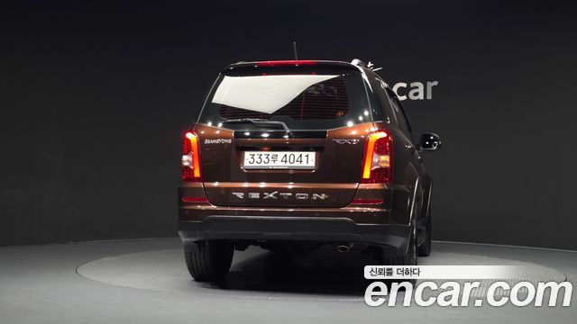 KG Mobility (SsangYong) Rexton W 2.0 4WD RX7 Luxury 2014 — фото 4