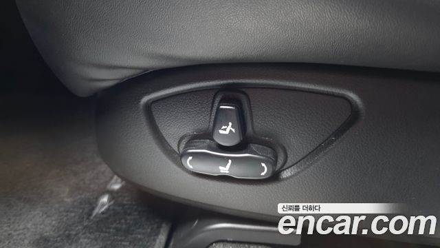 KG Mobility (SsangYong) Rexton W 2.0 4WD RX7 Luxury 2014 — фото 33