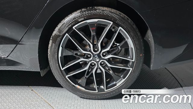 Kia K5 (III) 1.6 Turbo Noblesse 2021 — фото 21