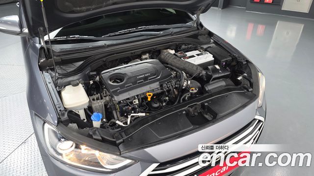 Hyundai Avante (AD) 1.6 e-VGT SMART 2018 — фото 6
