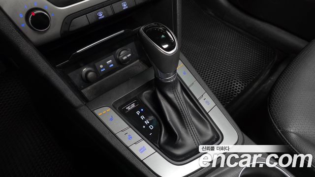 Hyundai Avante (AD) 1.6 e-VGT SMART 2018 — фото 9