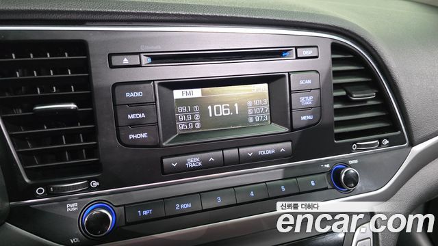 Hyundai Avante (AD) 1.6 e-VGT SMART 2018 — фото 14