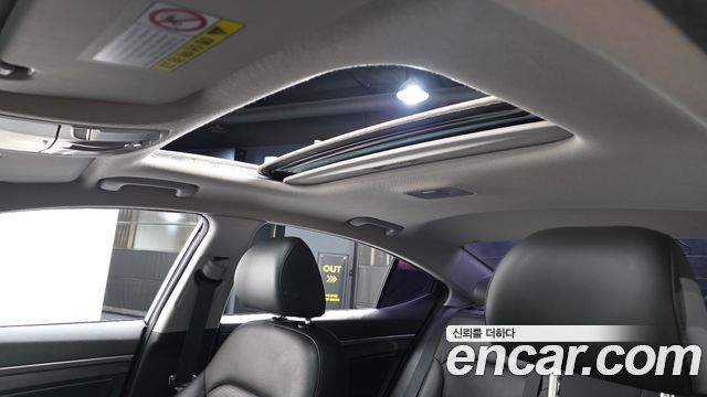 Hyundai Avante (AD) 1.6 e-VGT SMART 2018 — фото 19
