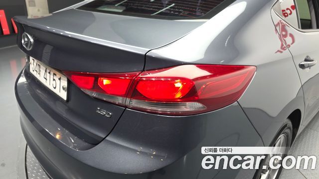 Hyundai Avante (AD) 1.6 e-VGT SMART 2018 — фото 23