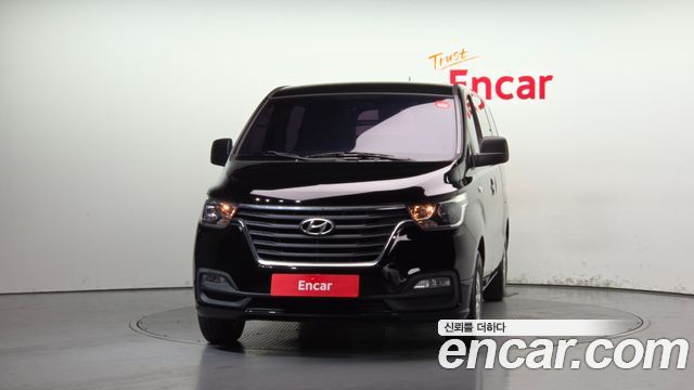 Hyundai Grand Starex Van 5-Seater Modern 2020 — фото 3