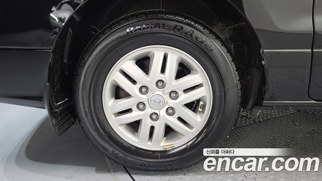 Hyundai Grand Starex Van 5-Seater Modern 2020 — фото 5