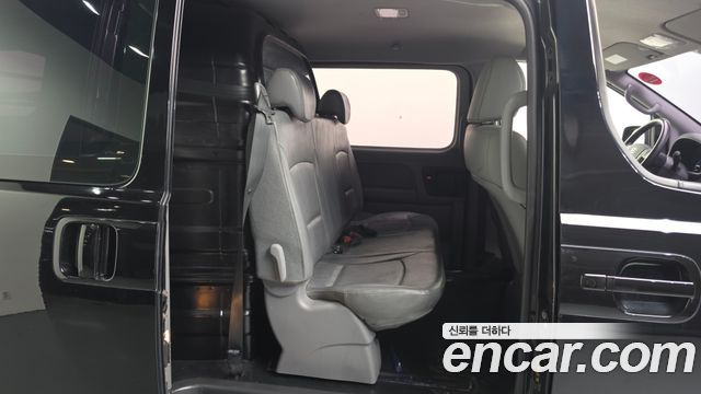 Hyundai Grand Starex Van 5-Seater Modern 2020 — фото 12