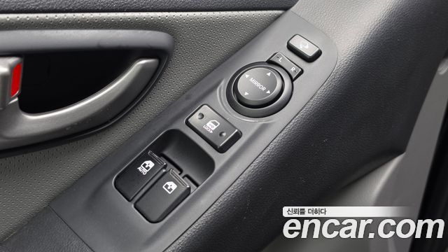 Hyundai Grand Starex Van 5-Seater Modern 2020 — фото 28