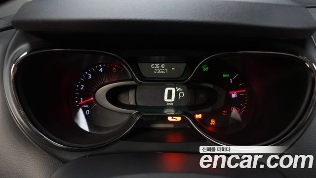 Renault Korea QM3 RE 2017 — фото 8