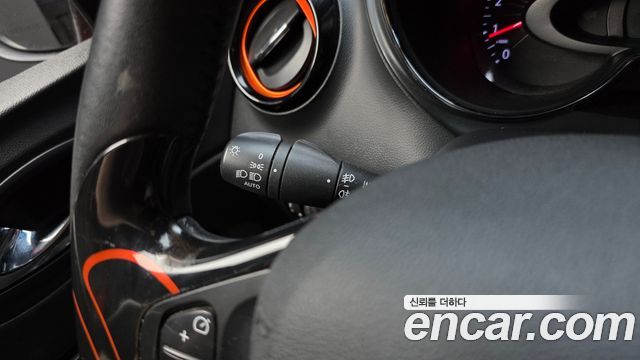 Renault Korea QM3 RE 2017 — фото 16
