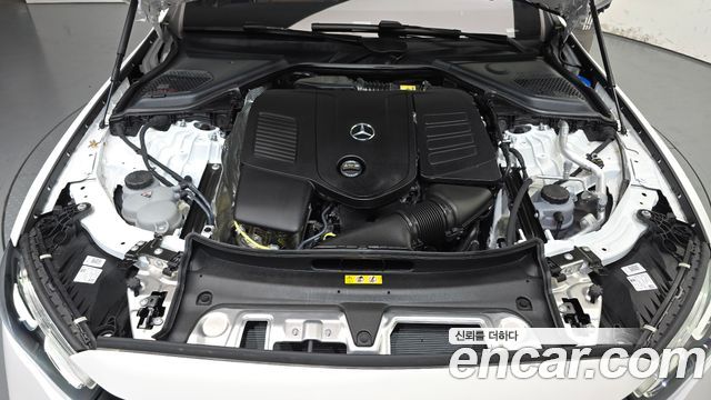 Mercedes-Benz E-Class (W214) E200 Avantgarde 2025 — фото 6