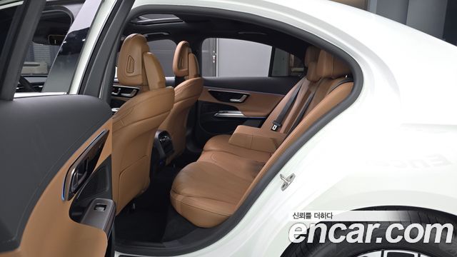 Mercedes-Benz E-Class (W214) E200 Avantgarde 2025 — фото 11