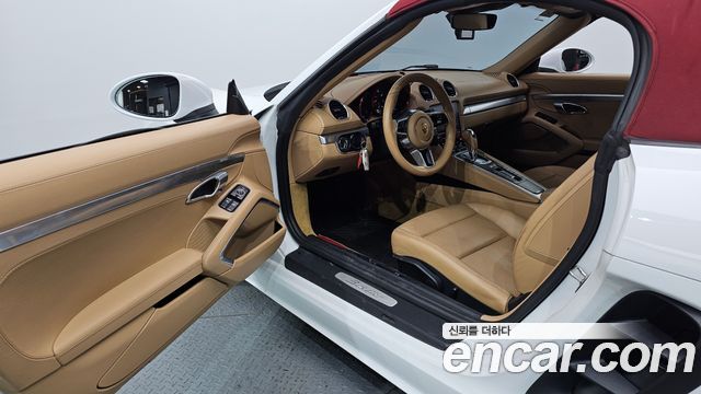 Porsche 718 Boxster 2.0 2017 — фото 10