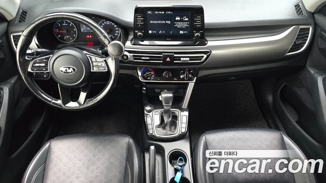 Kia Seltos Diesel 1.6 2WD Prestige 2020 — фото 7