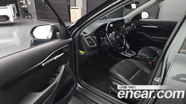Kia Seltos Diesel 1.6 2WD Prestige 2020 — фото 10