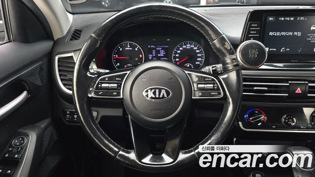 Kia Seltos Diesel 1.6 2WD Prestige 2020 — фото 13