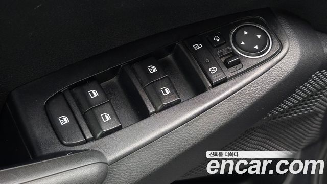 Kia Seltos Diesel 1.6 2WD Prestige 2020 — фото 14