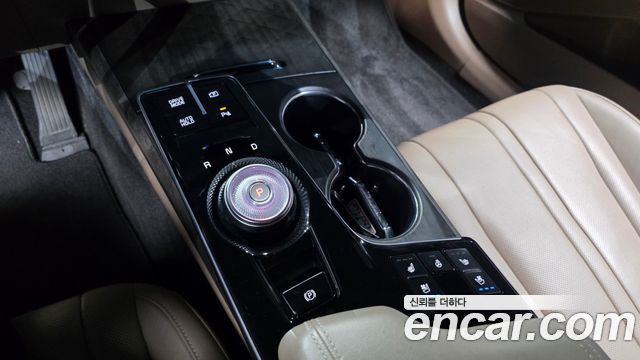 Kia K8 2.5 Gasoline 2WD Noblesse 2023 — фото 9