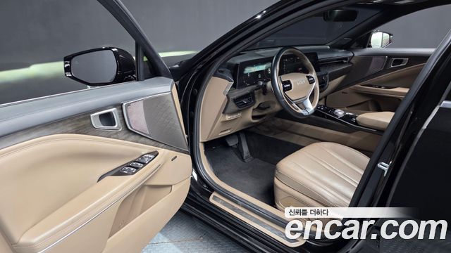 Kia K8 2.5 Gasoline 2WD Noblesse 2023 — фото 10