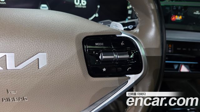 Kia K8 2.5 Gasoline 2WD Noblesse 2023 — фото 28