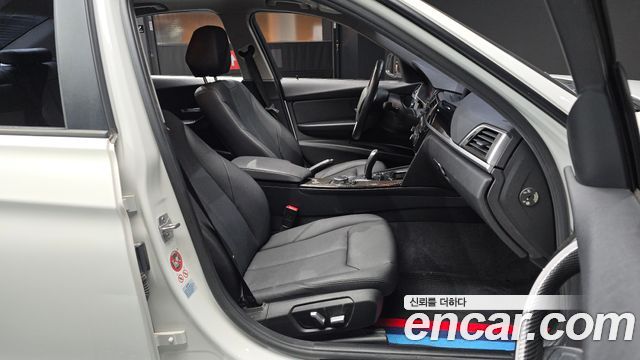 BMW 3 Series (F30) 320d ED Edition 2016 — фото 12