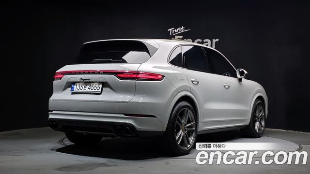 Porsche Cayenne (PO536) 3.0 PLATINUM EDITION 2023 — фото 2