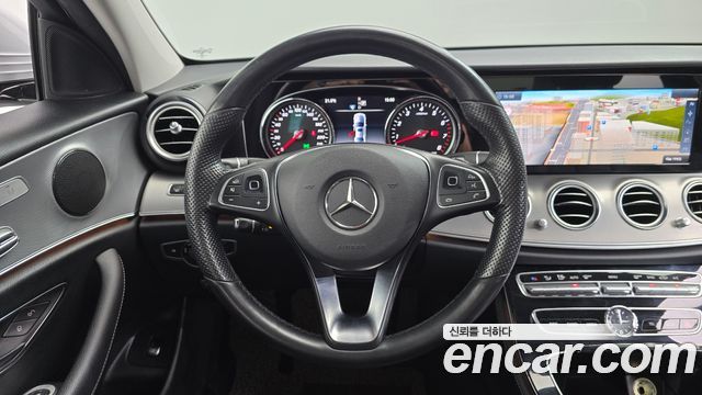 Mercedes-Benz E-Class (W213) E200 Avantgarde 2017 — фото 13