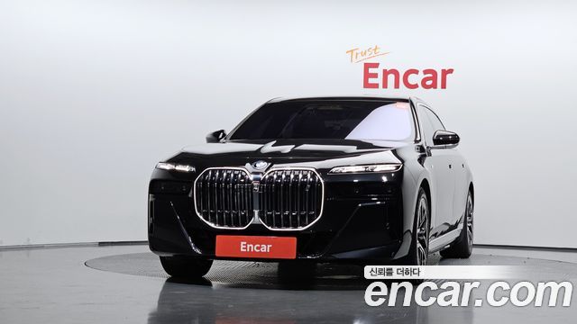 BMW i7 (G70) eDrive 50 M Sport 2024 — фото 3