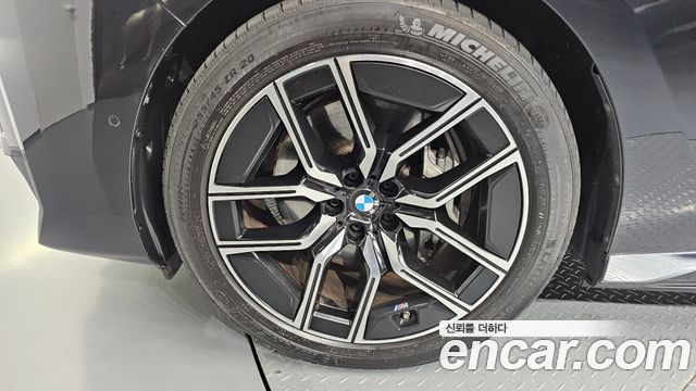 BMW i7 (G70) eDrive 50 M Sport 2024 — фото 5